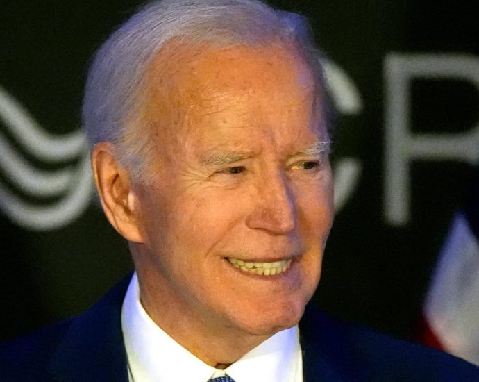 joe-biden-casually-drops-bombshell-about-who’s-still-seeking-his-advice