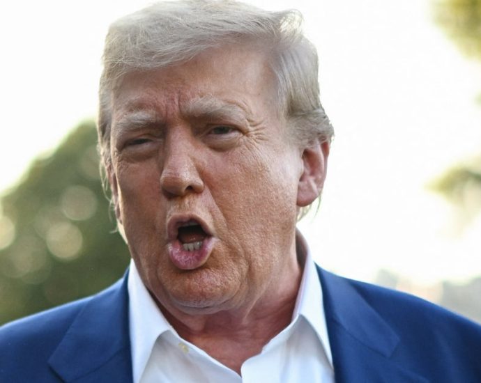 fox-news-pundit-asks-most-sycophantic-question-about-traitor-47-it-does-not-go-well.