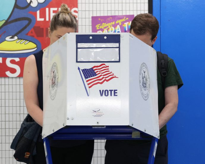 the-heat-that-seared-new-york-city’s-primary-voters-is-just-one-impact-of-global-warming-on-elections