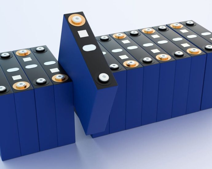 nascent-materials-raises-$2.3-million-to-advance-us-based-ev-battery-cathode-production