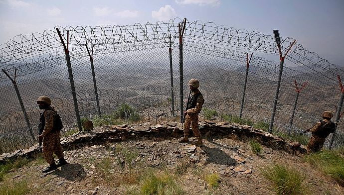 pakistani-troops-kill-30-militants-attempting-to-sneak-into-country-from-afghanistan