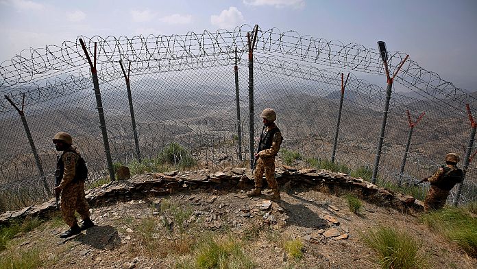 pakistani-troops-kill-30-militants-attempting-to-sneak-into-country-from-afghanistan