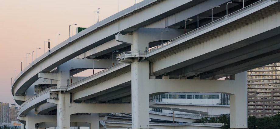 startup-enables-100-year-bridges-with-corrosion-resistant-steel
