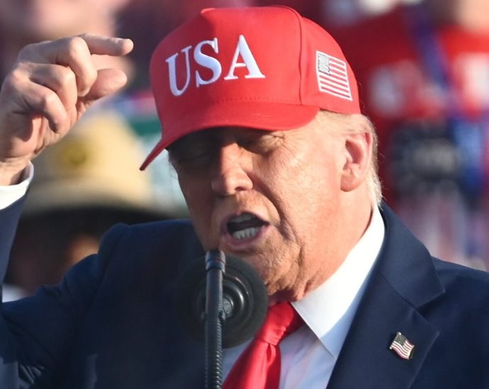 ‘hateful’-the-traitor-trashed-over-‘f**king-disgusting’-line-about-half-the-country-for-4th-of-july