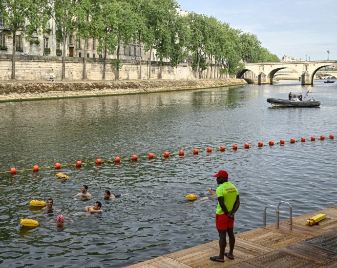river-seine-reopens-to-paris-swimmers,-after-olympics,-century-long-ban