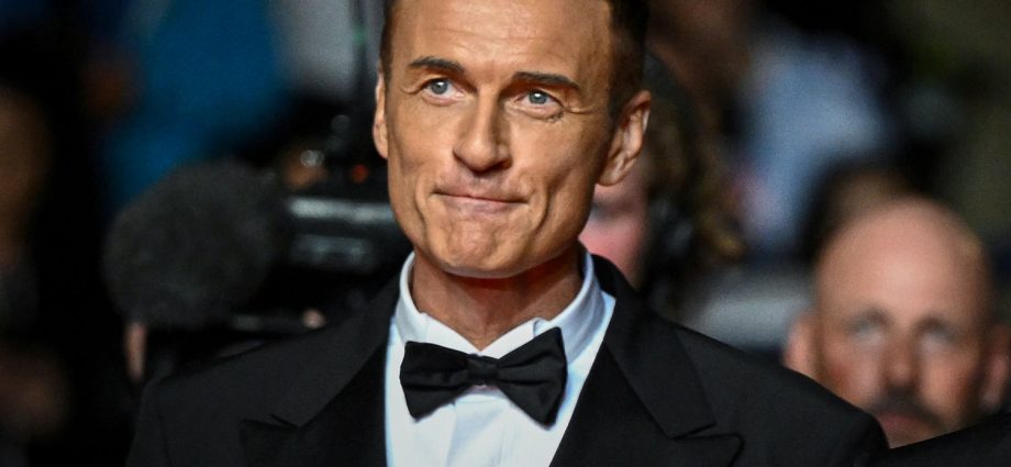 julian-mcmahon,-star-of-‘nip/tuck’-and-‘fantastic-four,’-dies-at-56