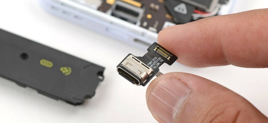 ifixit-gives-new-fairphone-6-top-marks-for-repairability:-10/10