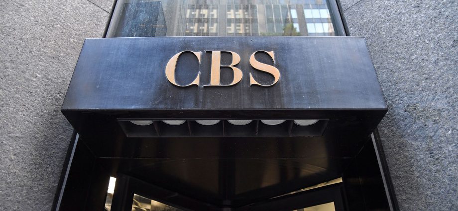 too-corporate-to-fight-for-a-free-press