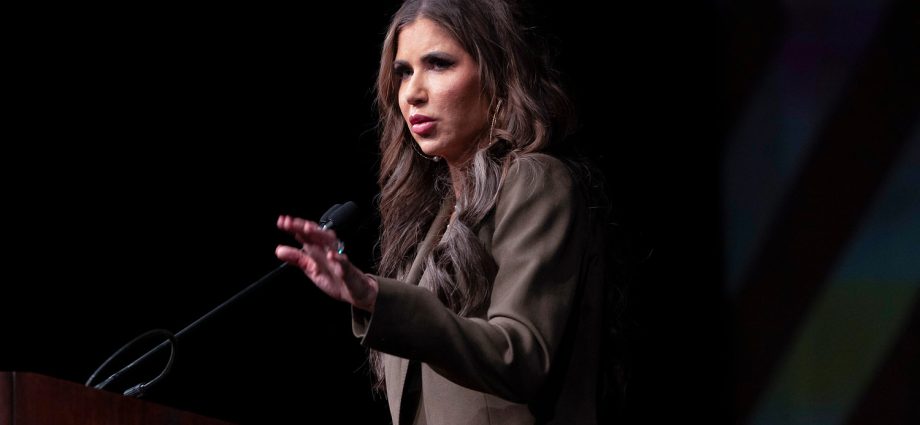 kristi-noem-addresses-concerns-about-warnings-sent-during-texas-storms