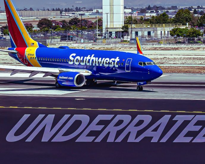 forget-lax:-fly-to-los-angeles’-most-underrated-airport-instead
