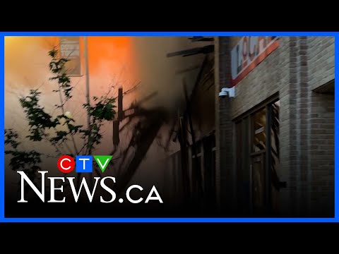 st.-thomas-building-collapses-in-fire