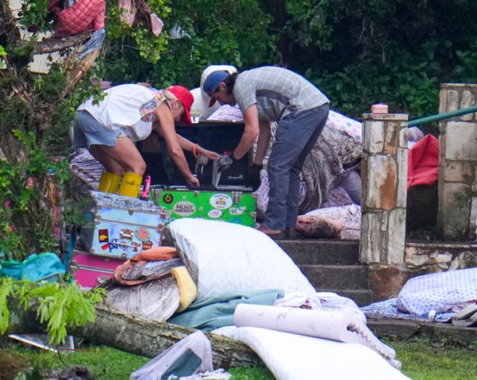 death-toll-from-texas-floods-rises-to-82,-dozens-still-missing