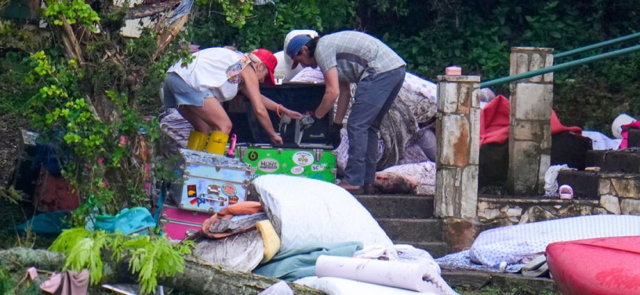 death-toll-from-texas-floods-rises-to-82,-dozens-still-missing