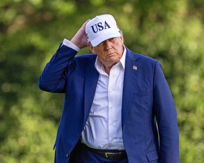 white-house-sends-letters-threatening-25%-import-duties-on-japan,-south-korea-goods-as-tariff-chaos-reignites