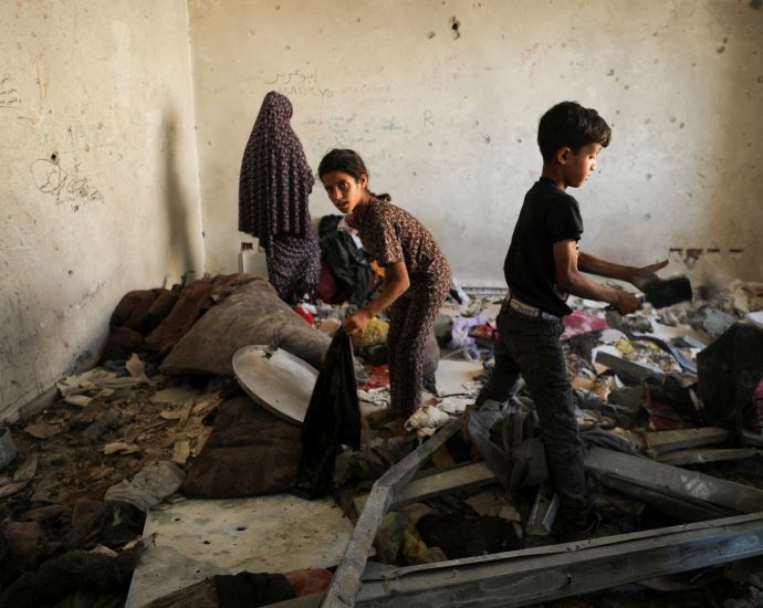children’s-toys-in-rubble-as-israel-strikes-gaza-clinic-shelter