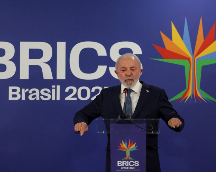 traitor-47-threatens-‘un-american’-brics-countries-with-10-percent-tariff