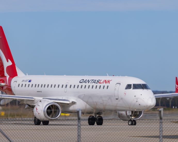 from-fokker-to-embraer:-a-major-fleet-upgrade-is-in-store-for-qantaslink