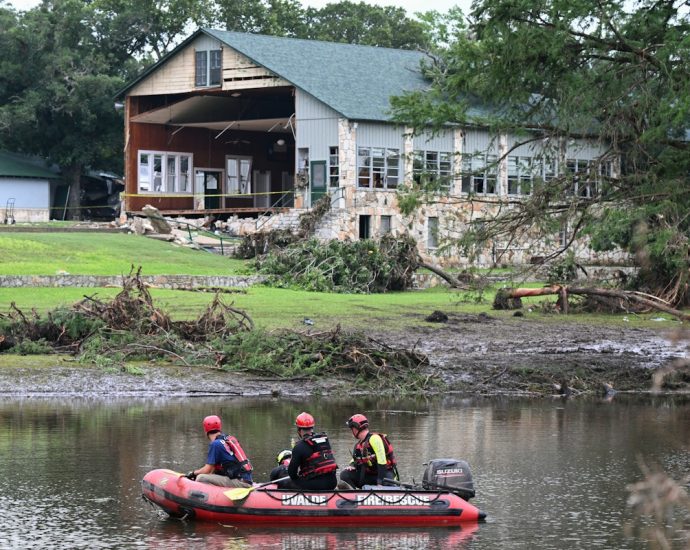 mexico-sends-help-as-texas-tragedy-grows-after-deadly-floods
