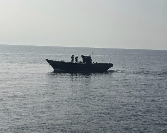 south-korea-repatriates-six-north-koreans-picked-up-at-sea