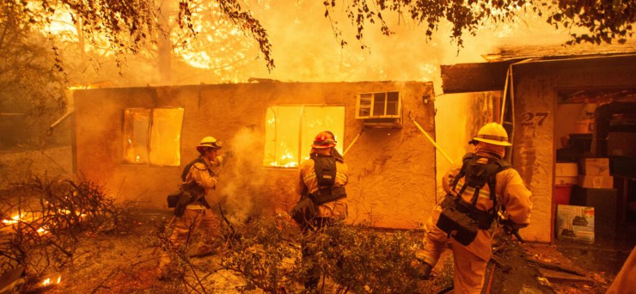 ai-can-help-limit-the-spread-of-misinformation-during-natural-disaster,-study-finds