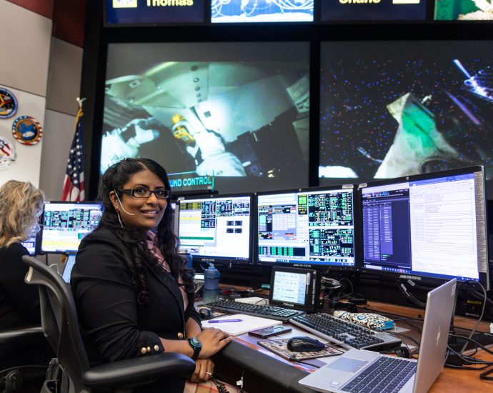 Aaisha Ali: From Marine Biology to the Artemis Control Room 