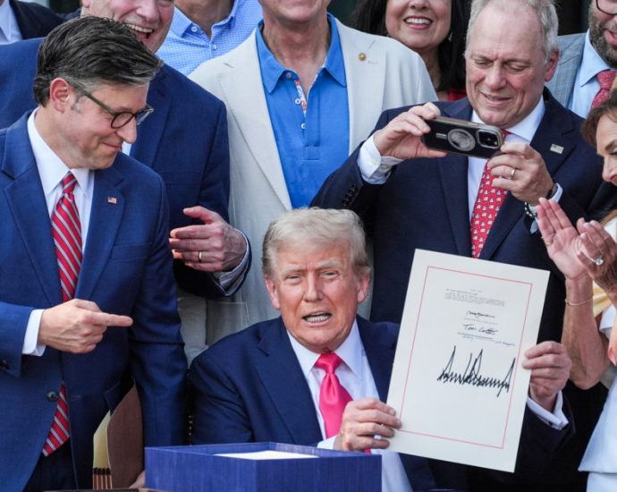 With their megabill signed into law, Republicans seek to buck midterm history