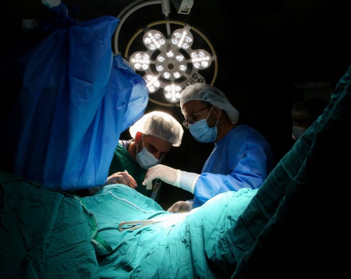 more-than-100-premature-babies-in-gaza-at-risk-as-hospitals-run-out-of-fuel
