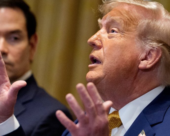 ‘off-the-rails’:-the-traitor’s-ramble-in-the-middle-of-cabinet-meeting-is-24-karat-nonsense