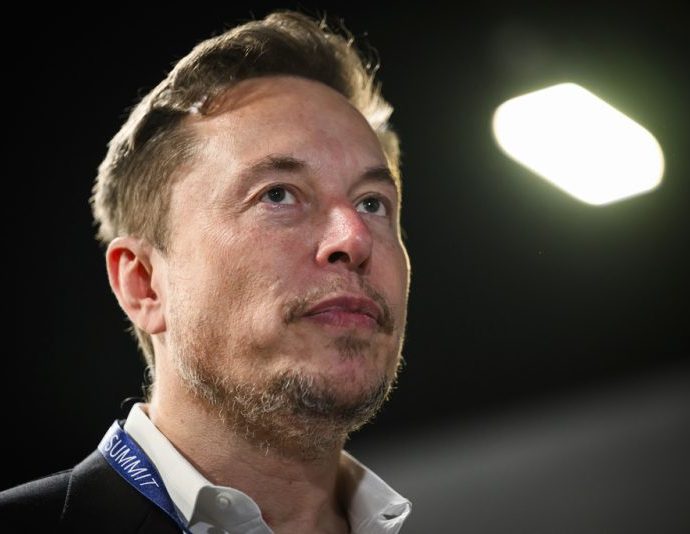 elon-musk’s-ai-company-xai-removes-chatbot’s-antisemitic-comments