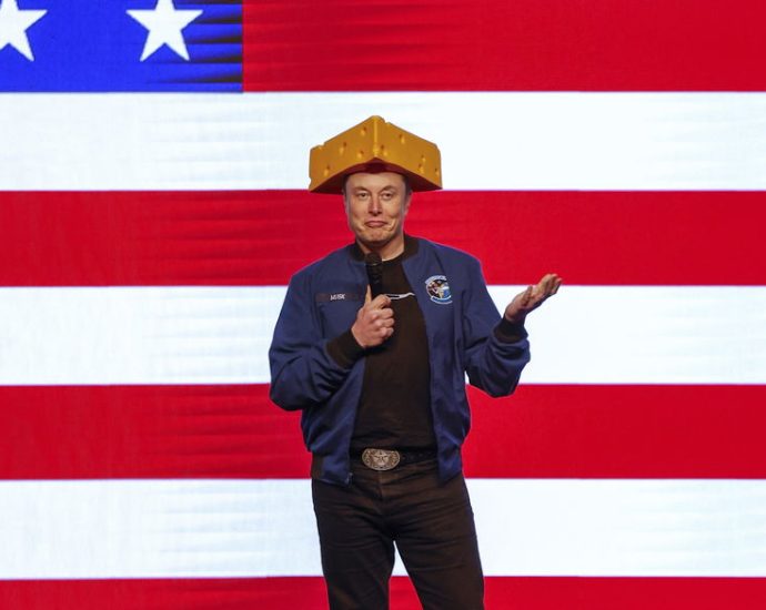 why-musk-wants-a-third-party