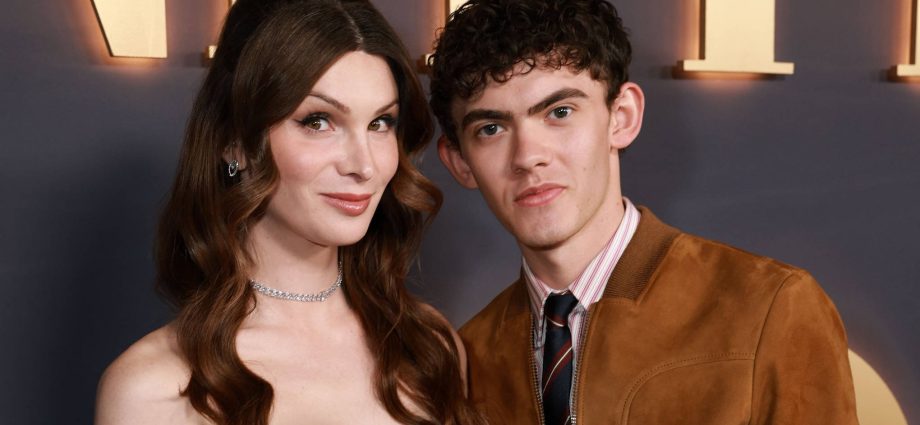 joe-locke-and-dylan-mulvaney-just-gave-us-bestie-goals-at-sabrina-carpenter’s-concert