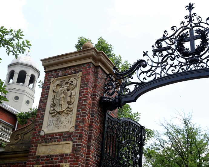 the-traitor-admin-comes-for-harvard’s-accreditation