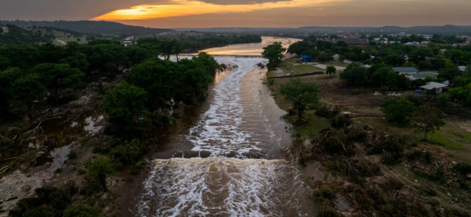 despite-catastrophic-flooding,-drought-persists-in-parts-of-central-texas