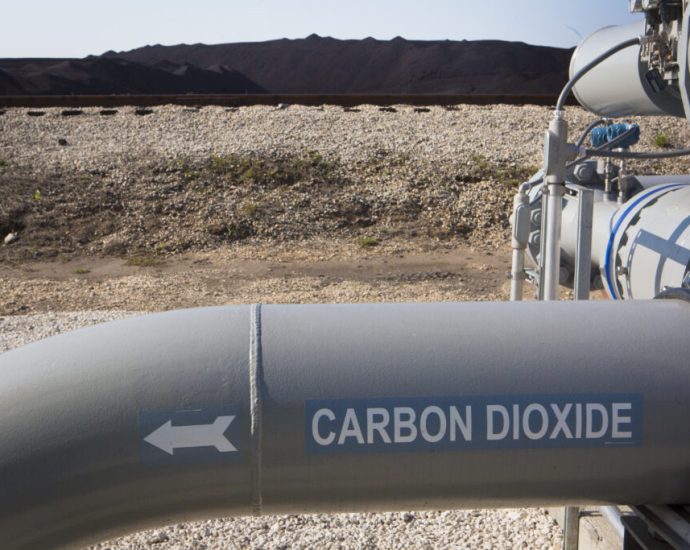 illinois-lawmakers-vote-to-limit-carbon-sequestration-near-a-major-aquifer