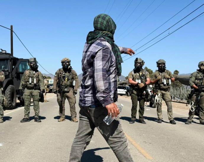 worker-dies-following-immigration-raids-on-california-cannabis-farms