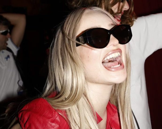 kim-petras-teases-new-banger-‘freak-it’-at-balenciaga’s-wild-couture-after-party