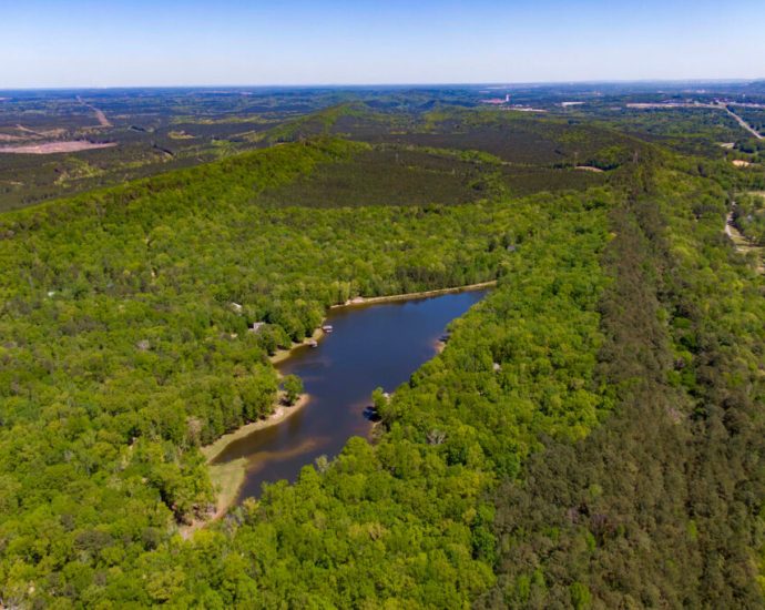 water-utility-says-it-can’t-meet-demand-for-alabama-data-center-without-‘significant-upgrades’