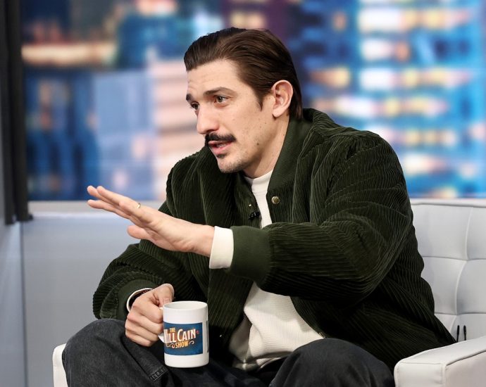 podcast-bro-andrew-schulz-turns-against-the-traitor-(after-voting-for-him)