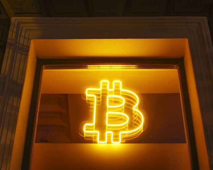 bitcoin-surges-past-$120,000,-riding-momentum-in-dc.-and-markets