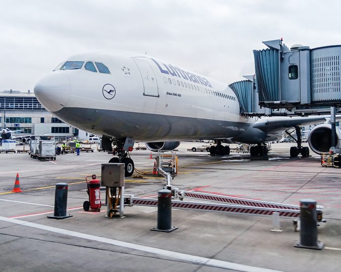 new-york-jfk’s-last-stand:-the-lone-airbus-a340-route