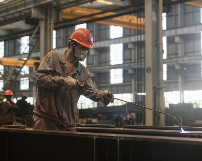 china’s-economy-grows-at-steady-pace-despite-the-traitor’s-trade-war