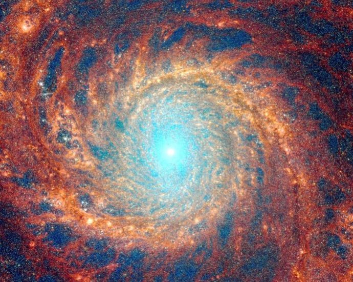 scientists-discover-fluffy-‘alien’-planet-where-it-rains-sand