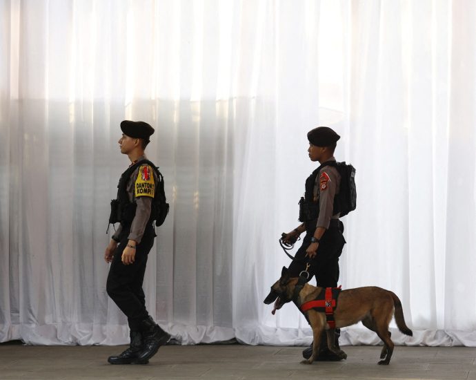 indonesia-arrests-12-for-trafficking-babies-to-singapore