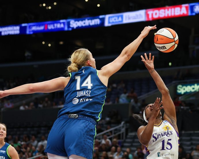 3 Explosive Strength Exercises to Boost Your Athleticism, According to a WNBA Coach