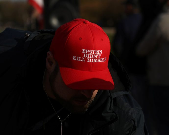 why-is-the-traitor’s-maga-base-in-revolt-over-epstein?