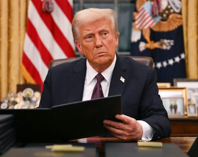 the-traitor’s-call-to-release-epstein-transcripts-panned-as-“desperate-move”
