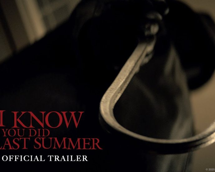 i-know-what-you-did-last-summer-star-shares-moving-message-of-support-for-lgbtq+-fans