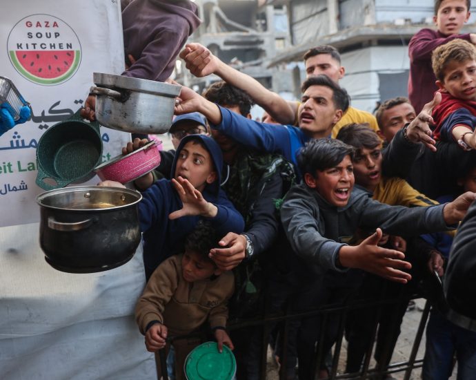 from-gaza-to-ukraine,-war-is-also-an-assault-on-public-health