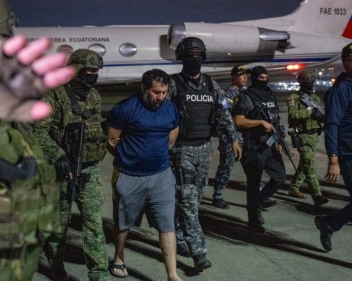 ecuador’s-biggest-drug-lord-‘fito’-extradited-to-us,-to-plead-‘not-guilty’