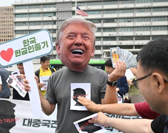 in-south-korea,-the-traitor’s-tariff-threats-place-us-love-affair-under-strain